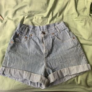 Vintage CHIC shorts!!